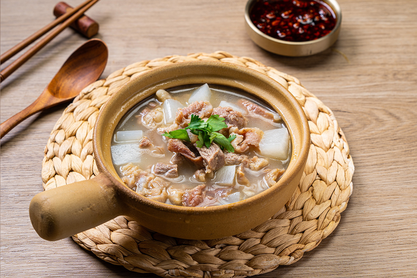 砂鍋牛肉蘿卜.jpg
